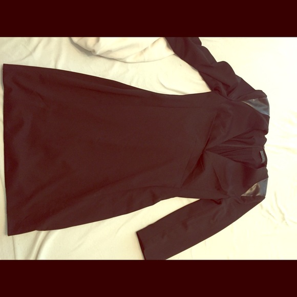 Long sleeve little black dress - Picture 1 of 2