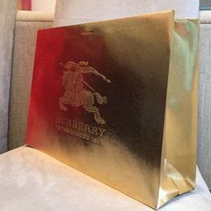 1 Burberry shopping bag