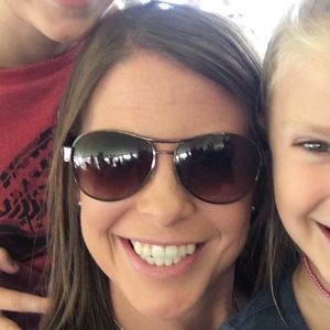 Meet your Posher, Michelle