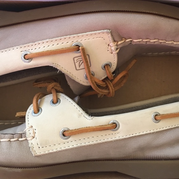 TWO TONE SPERRY TOP SIDER A/O boat shoes size 6.5