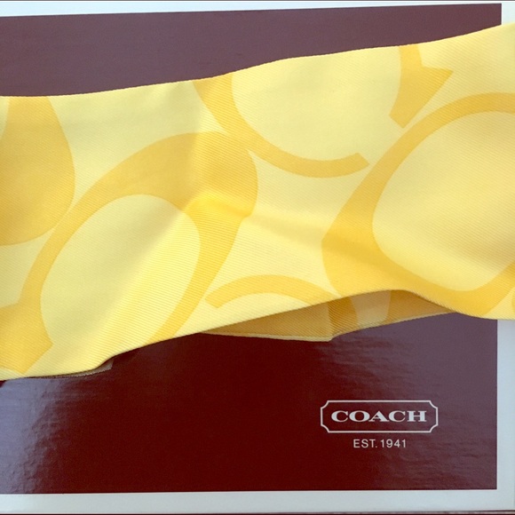 Yellow Coach Headscarf