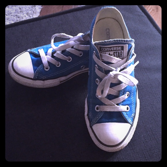 ‼️Price Drop‼️ 🤗 Kids Blue Chucks!