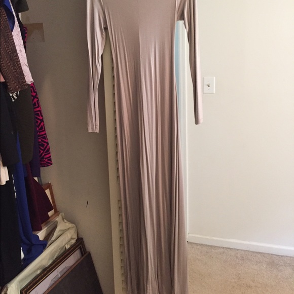 Gown - Picture 2 of 2