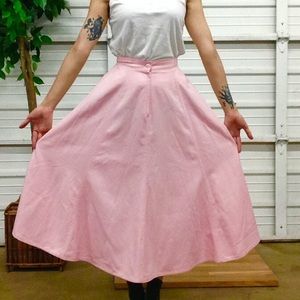 🌟 Vintage Light Pink Paneled Skirt