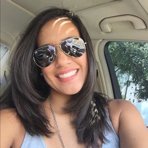 Meet your Posher, Dara