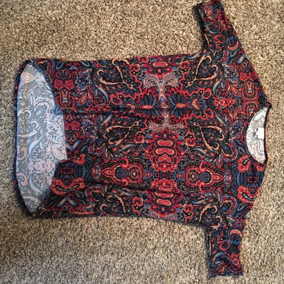 LuLaRoe Tops - LuLaRoe Irma