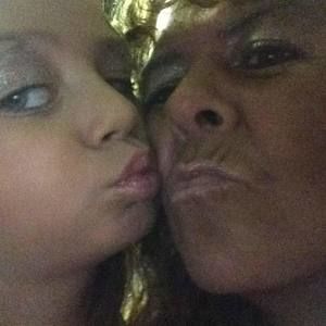 Meet your Posher, Mary