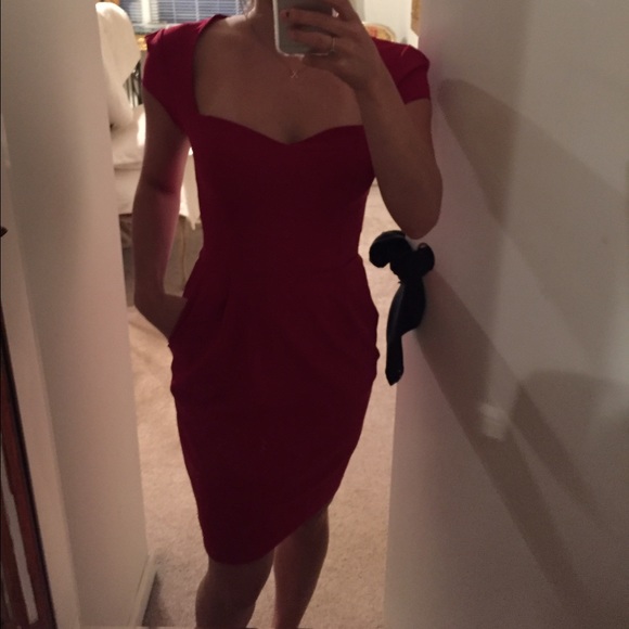 Sweetheart red dress - Picture 3 of 4