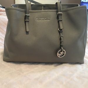 Gray Michael Kors Jet Set Purse