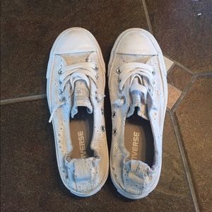 White lace converse shoreline
