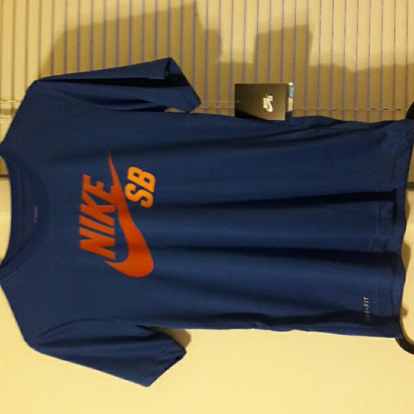 Nike Dri Fit Brand New