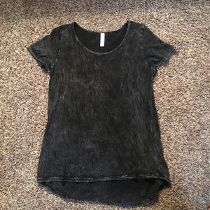 LuLaRoe classic T