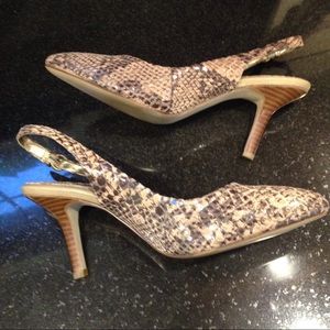 Banana Republic Slingback Pump Banana Republic Slingback Pump