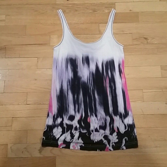 lululemon athletica Tops - Lululemon Tank Top Size 6