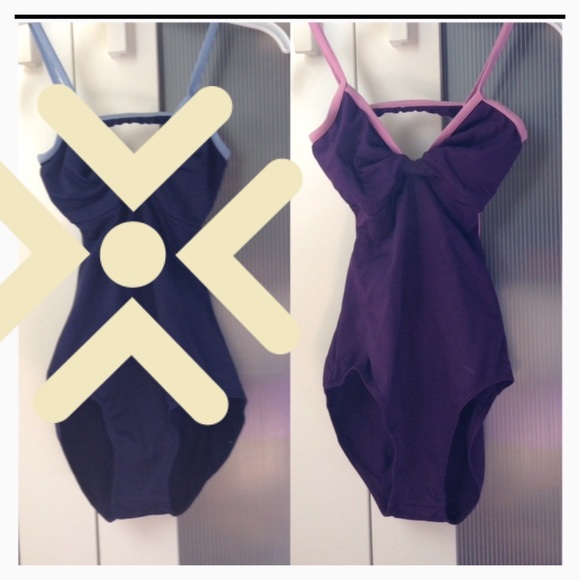 🚨ACCEPTING OFFERS🚨Purple leotard with pink trim