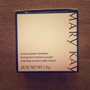 Mary Kay Mineral Powder Foundation