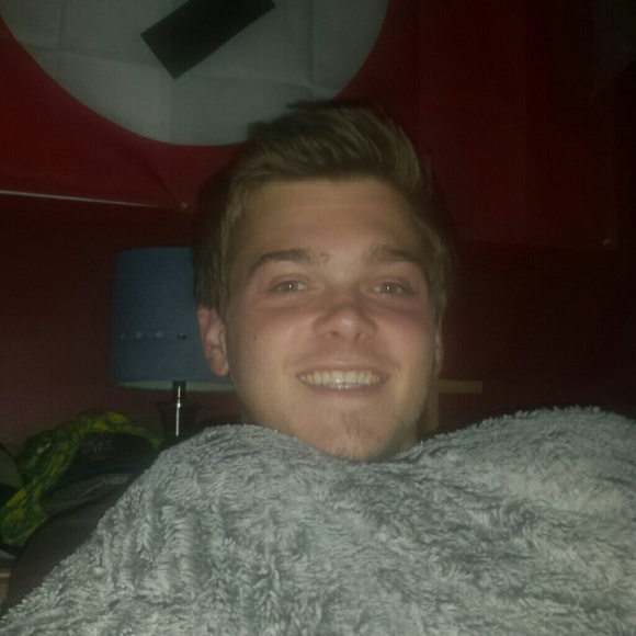 Meet your Posher, Riley - Picture 1 of 1