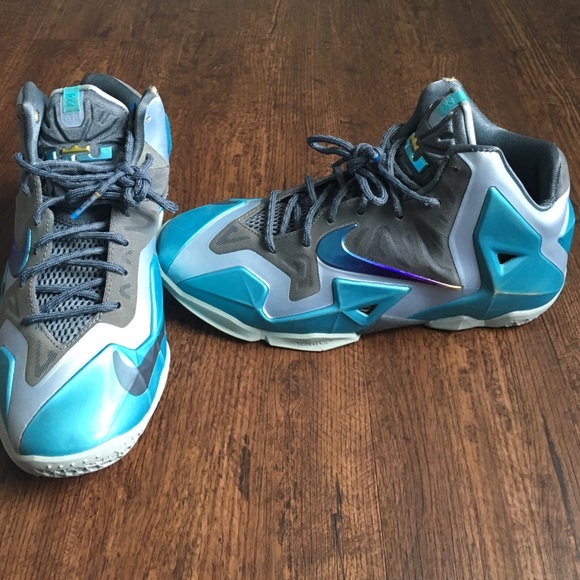 Nike Other - NIKE LEBRON BASKETBALL