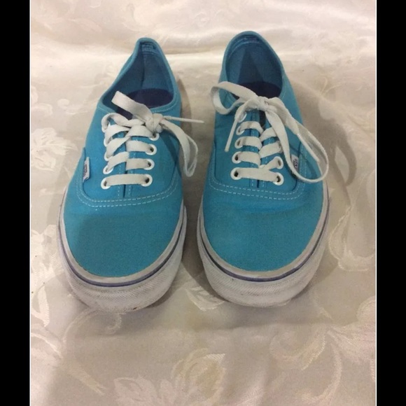 Blue low top vans size 8.5 women 7.0 men