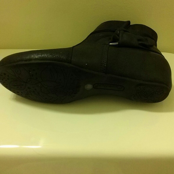 Boot - Picture 3 of 3