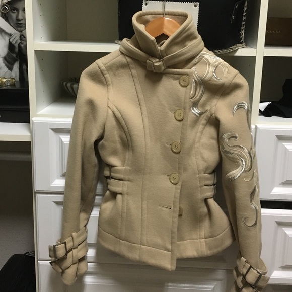 Jacket - Picture 1 of 3