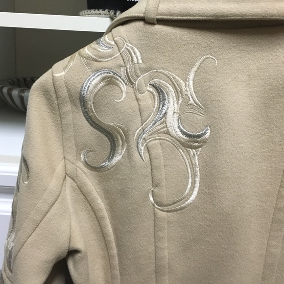 Jacket - Picture 3 of 3