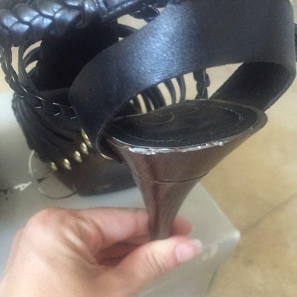 Jessica Simpson sandals - Picture 3 of 3