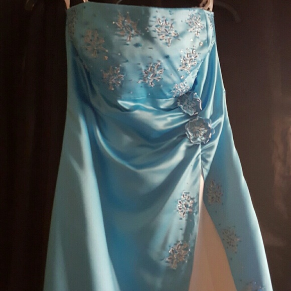 Prom blue dress