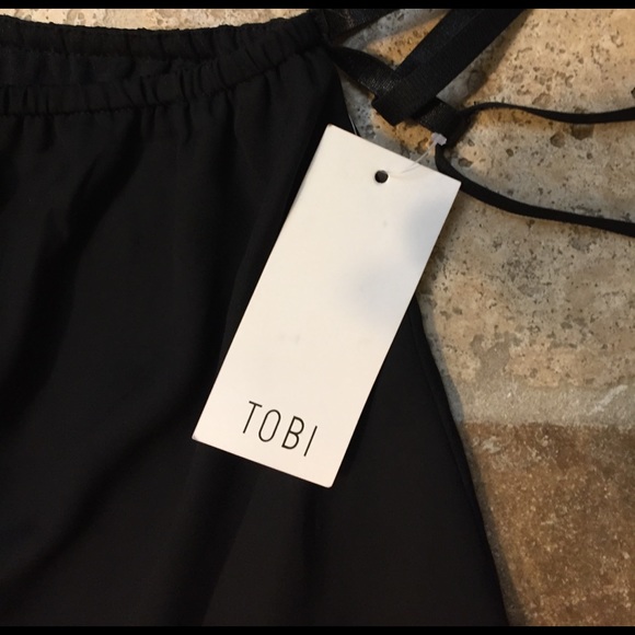 BNWT TOBI Less sleeve top - Picture 6 of 7