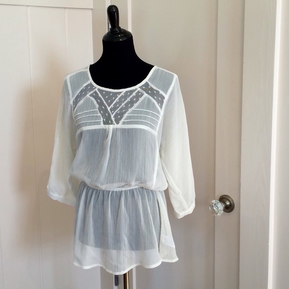 SOLD!  Sheer & Flowy Tunic by Xhilaration - Picture 5 of 6