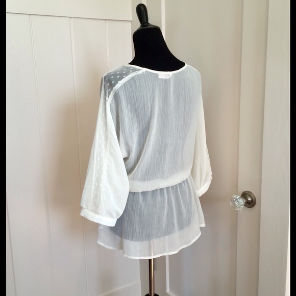 SOLD!  Sheer & Flowy Tunic by Xhilaration - Picture 4 of 6