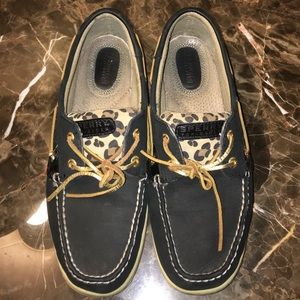 Black and leopard Sperry's