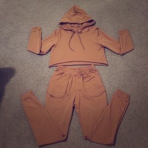 High waisted jogger pants with crop hoodie shirt