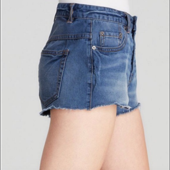 Free People Distressed Denim Shorts - Picture 3 of 4