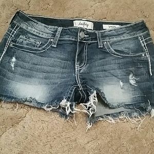 Day trip from buckle shorts