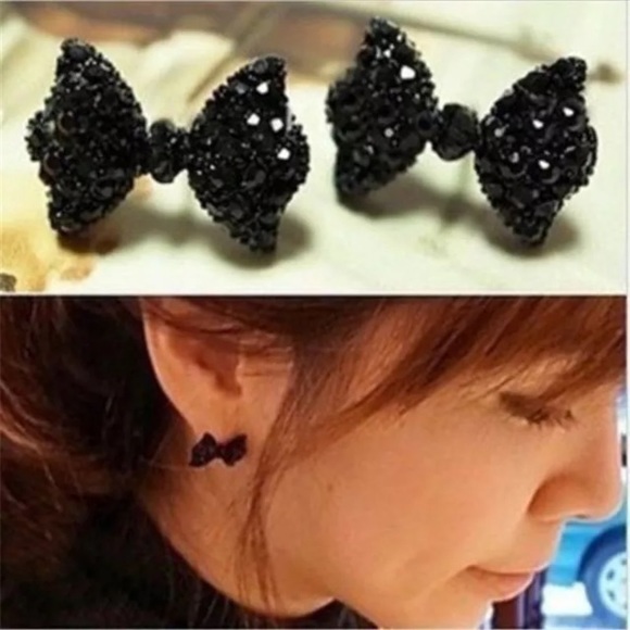 BOGO Sale 🌺Black Bow Earrings - Picture 2 of 4