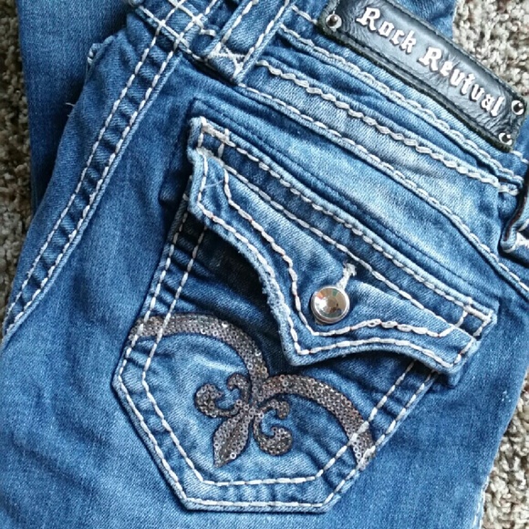 Rock Revival Jeans