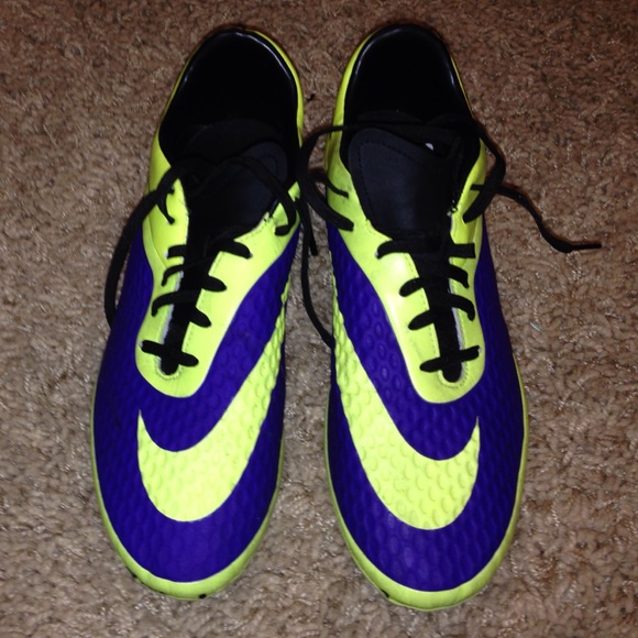 Nike HYPERVENOMS Soccer cleats