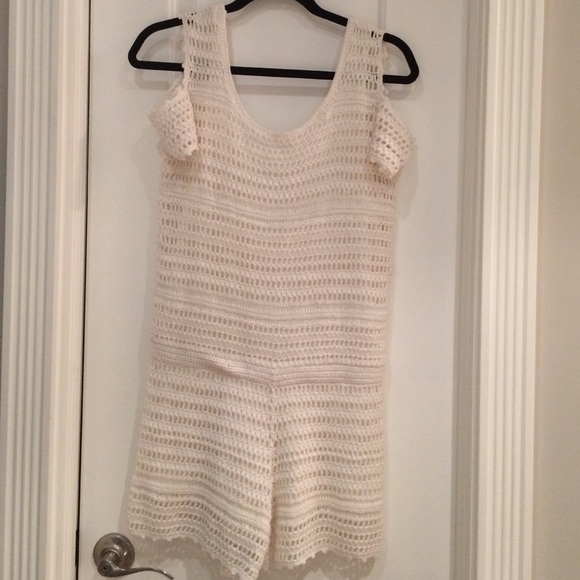 Club Monaco Pants - NEVER WORN! Club Monaco crochet white romper