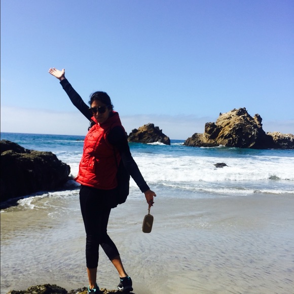 Meet your Posher, Simi