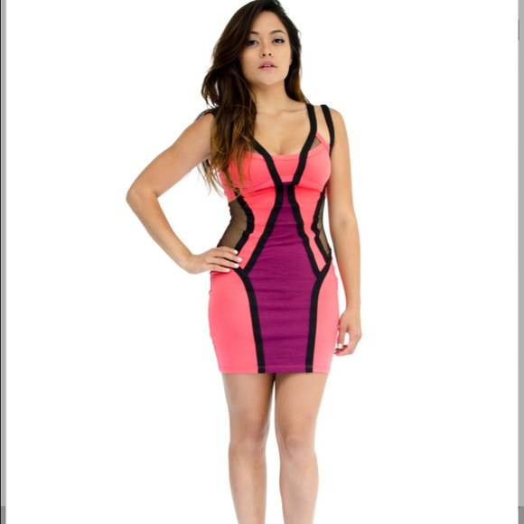 SAMPLE! Sheer sides and back dress with Tri-toned. - Picture 1 of 4