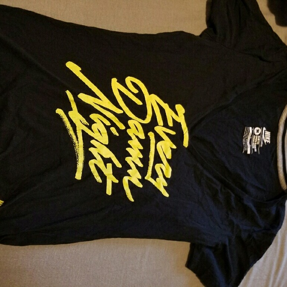 Nike tshirt