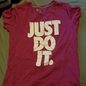 Nike tshirt