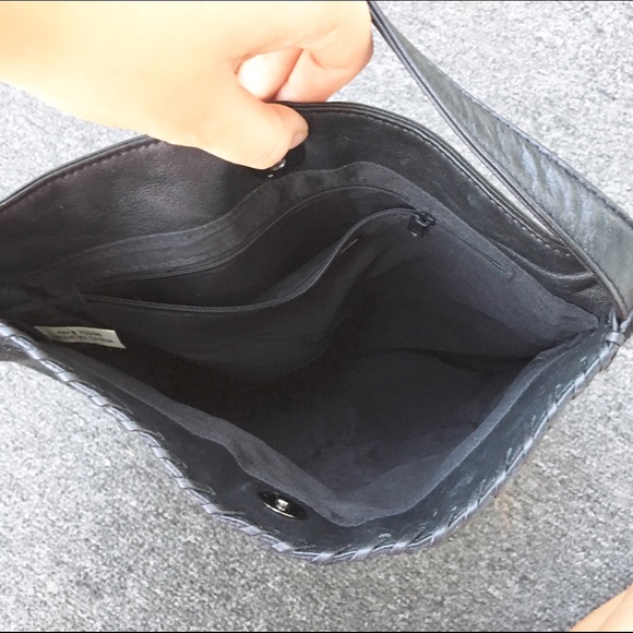 COW HIDE HANDBAG - Picture 2 of 3