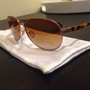 Oakley aviators