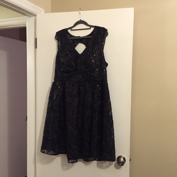 Black Sequin Cocktail Dress - Picture 1 of 4