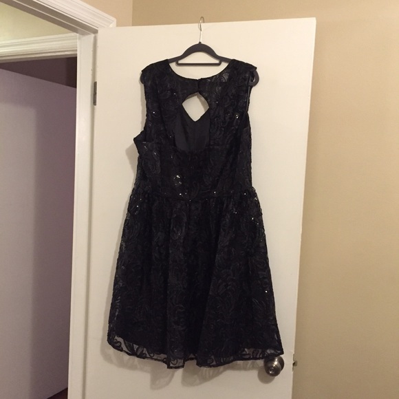 Black Sequin Cocktail Dress - Picture 2 of 4