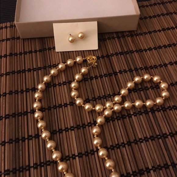 Necklace and earrings