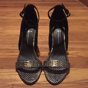 Black and white heel