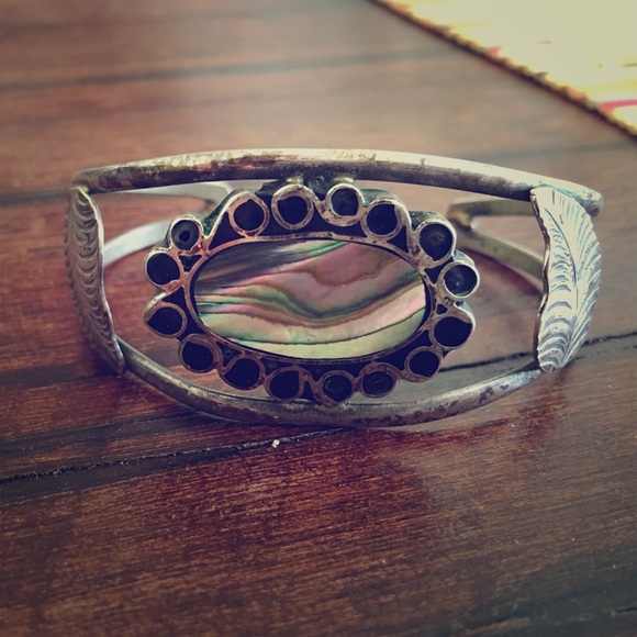 Adjustable cuff bracelet. Abalone shell